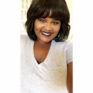 Meet your Posher, Rena